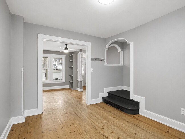 Foto del edificio - 529 W Frederick St