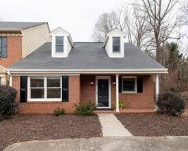 Building Photo - 470 Forestgate Ct