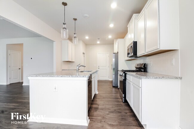 Foto del edificio - 621 Goldburn Wy