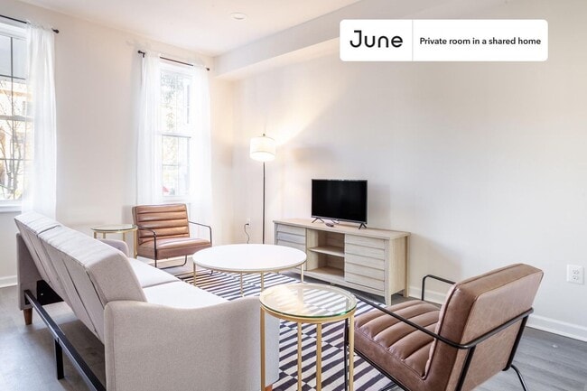 Building Photo - Room in Shared 4 bed/3.5 bath home