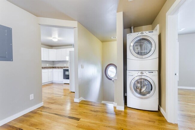 Foto del edificio - 109 N 9th St