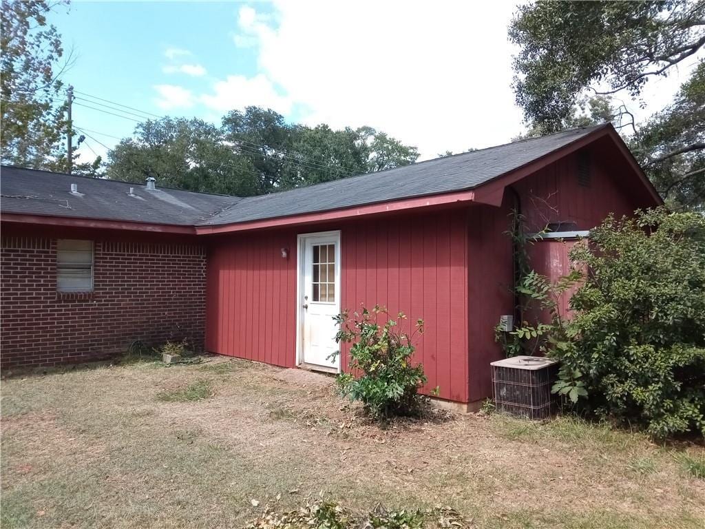 Building Photo - 2515 Lloyds Ln