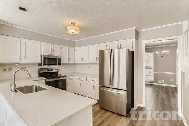 Foto del edificio - 4809 Glenwhite Dr