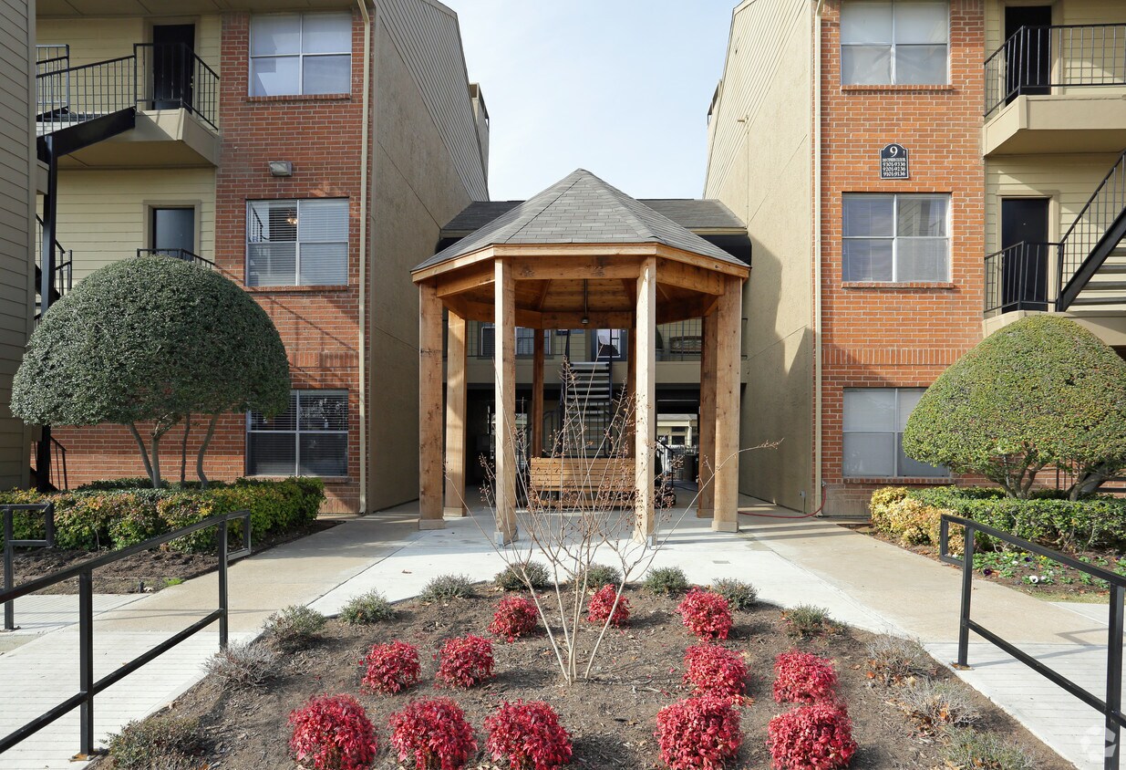 Felix Apartments Apartments in Arlington, TX