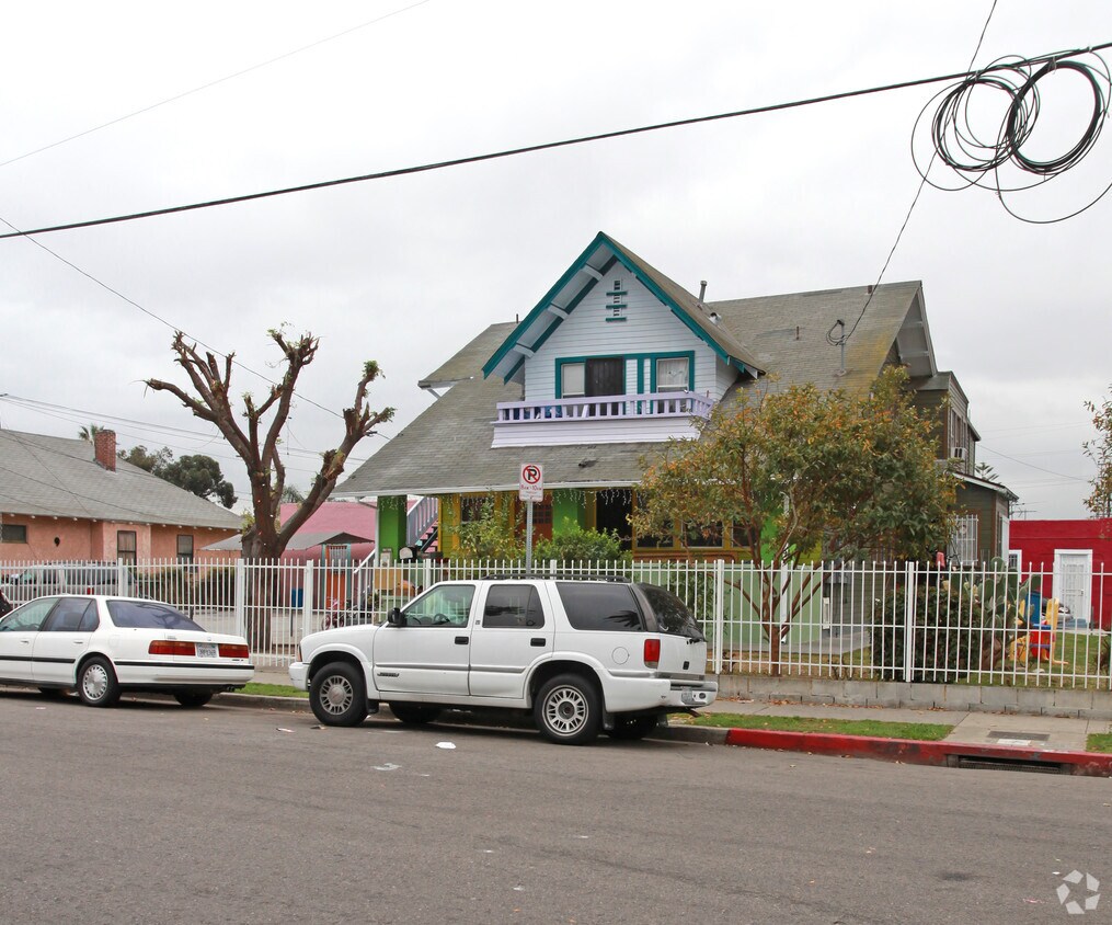 Foto del edificio - 600 E 27th St