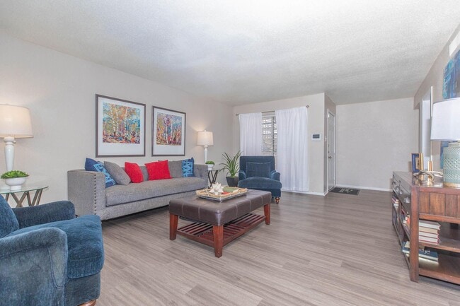 Building Photo - Waterford Grove Apartments