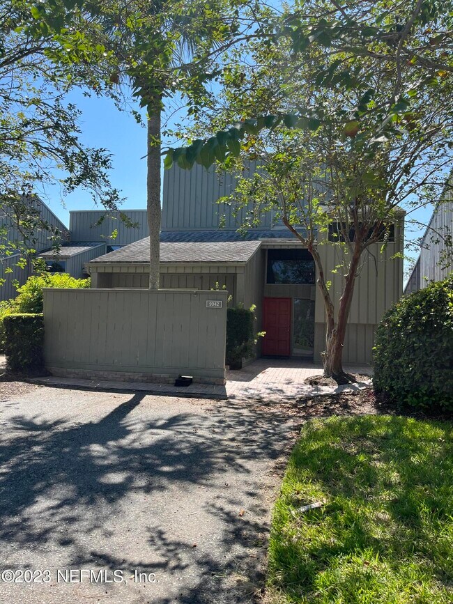 9942 Sawgrass Dr E, Ponte Vedra Beach, FL 32082 Condo for Rent in