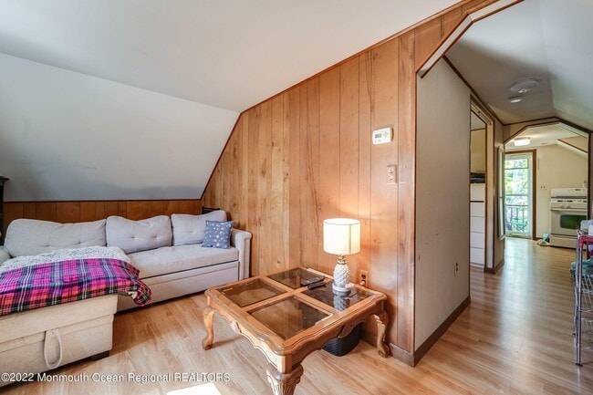 Building Photo - 23 Briarcliff Pl