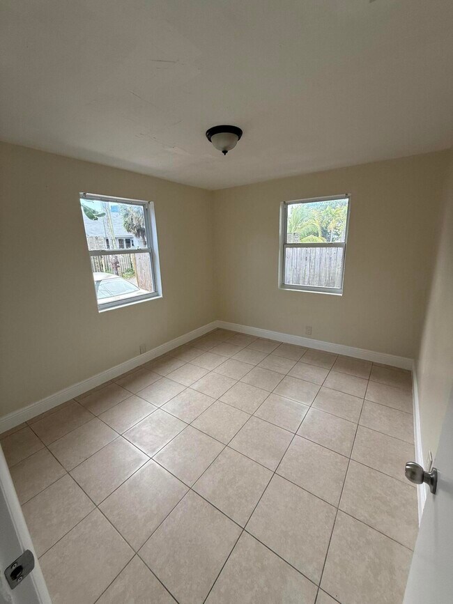 Foto del edificio - 916 4th St