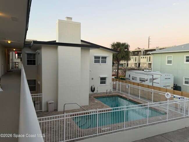 Foto del edificio - 154 Crescent Beach Dr