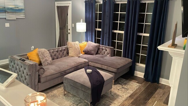 Foto del edificio - 6550 Capitol Knoll