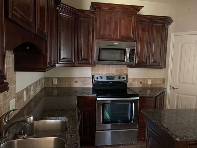 Building Photo - 1008 Elk Ridge Dr