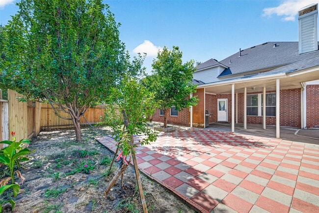 Building Photo - 17611 Haywood Oaks Dr