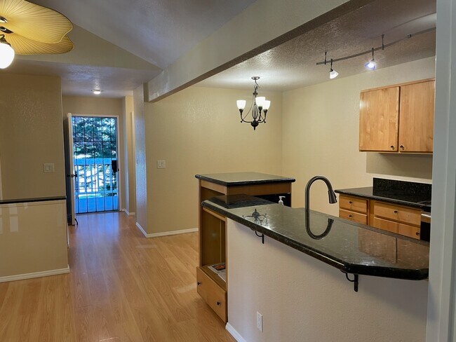 Foto del edificio - 68-3883-3883 Lua Kula St