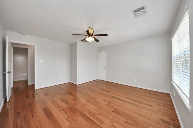Foto del edificio - 20710 Mossy Hill Ln