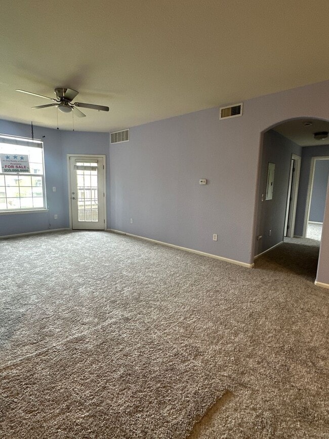 Photo - 1425 Blue Sky Cir Unit 15-204 House
