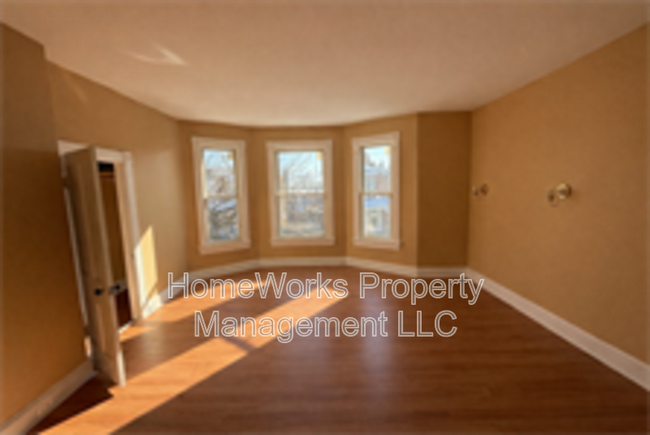 Foto del edificio - 514 E 41st St