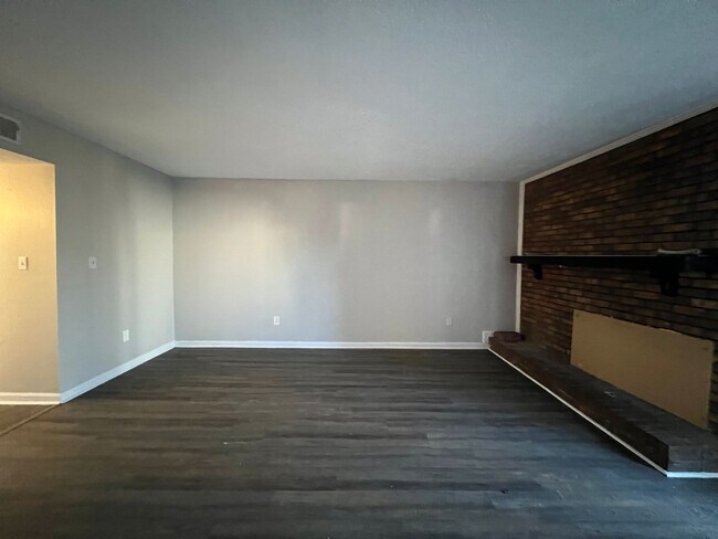 Foto del edificio - Townhome for rent Montgomery