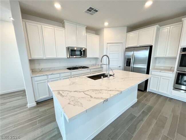 Building Photo - 12413 Harbor Isle Ave