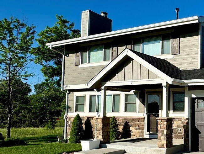 PORCHE DELANTERO - 3508 Dogwood Ave