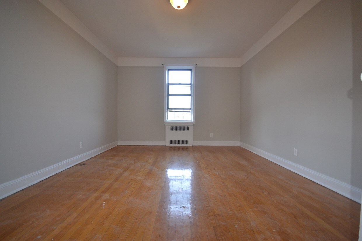 Bed - 177-83 Wexford Terrace