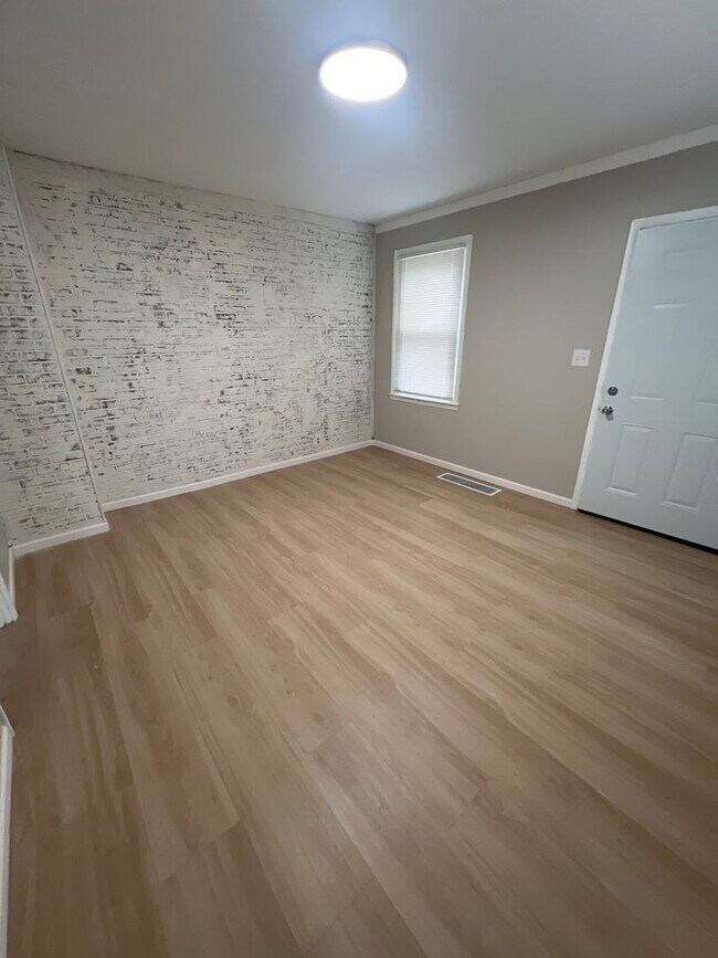 Foto del edificio - 1816-1818 E Watch Ave