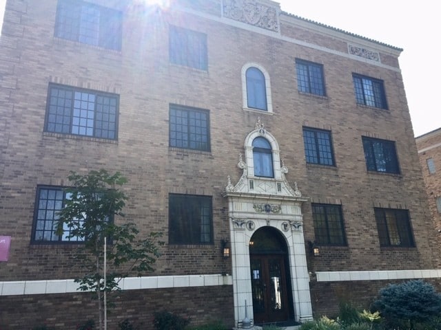 Primary Photo - PENDING-Gorgeous Condo at 54th & College