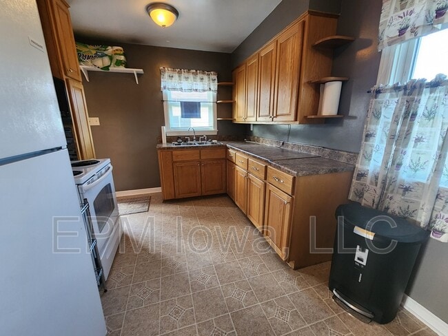 Foto del edificio - 1212 35th St NE