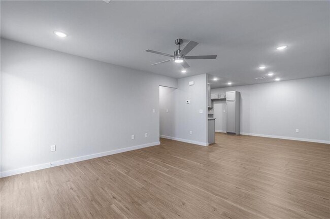 Foto del edificio - 6302 NW Kathleen St