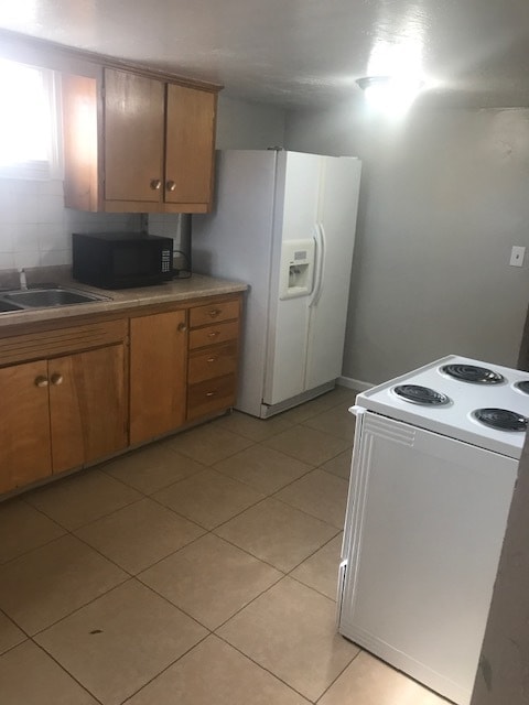 Building Photo - 4 Plex Seller Finance