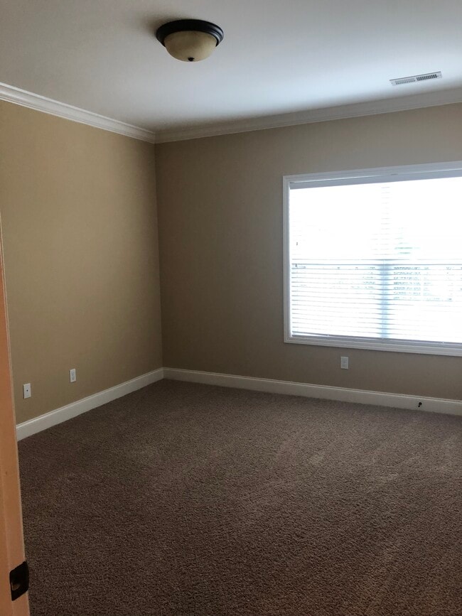 Building Photo - 3560 Wheatstone Ave