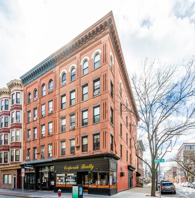 Building Photo - 265 1st St