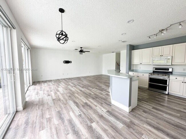Foto del edificio - 7647 Rockport Cir