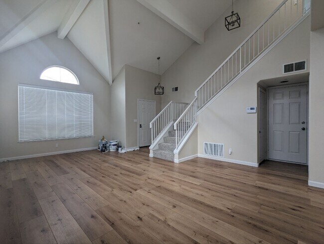 Building Photo - 8564 Mahogany Pl