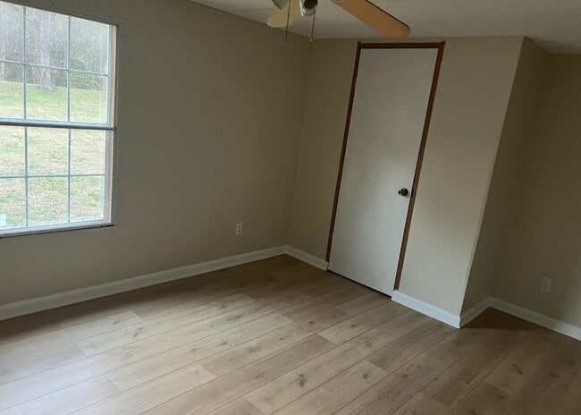 Building Photo - 677 Patillo Rd