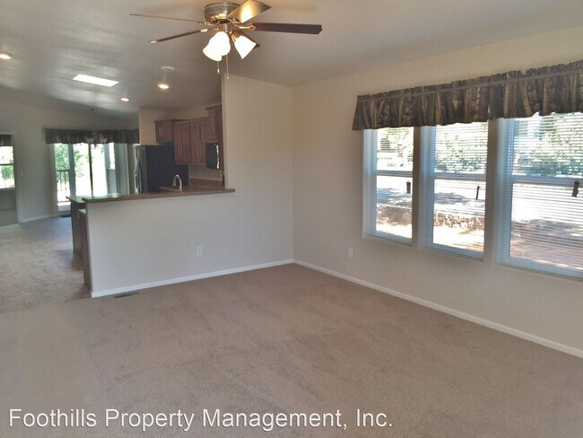 Building Photo - 3 br, 2 bath House - 295 Harmony Drive