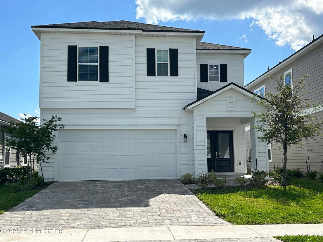 Foto principal - 588 Silver Landing Dr