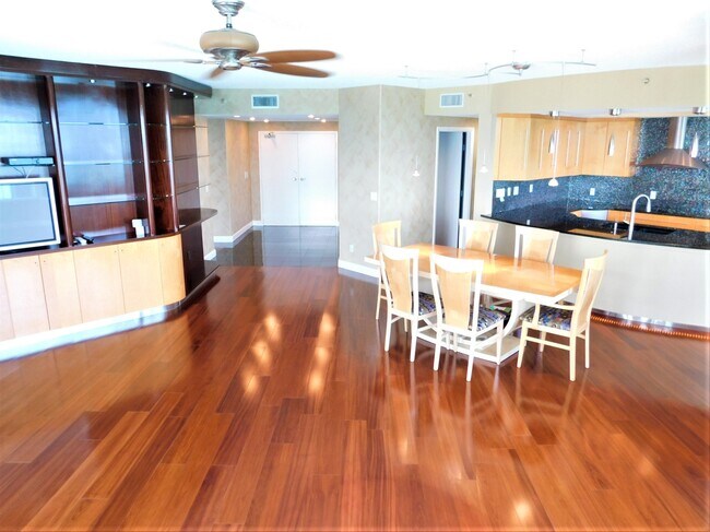 Foto del edificio - 1540 Gulf Blvd