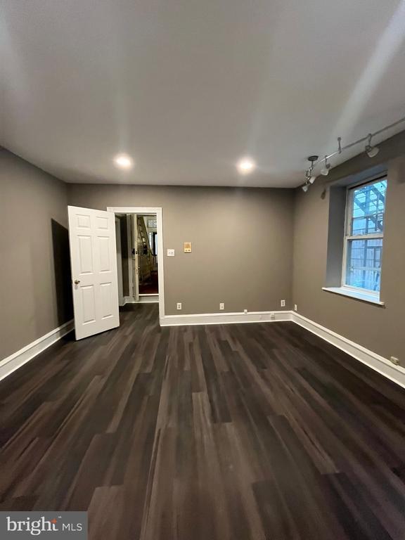 Foto principal - 919 Pine St