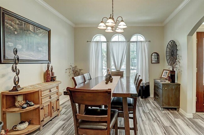 Foto del edificio - 4811 Scenic Woods Trail