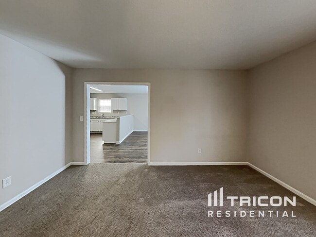 Building Photo - 4436 Christenbury Hills Lane Charlotte NC