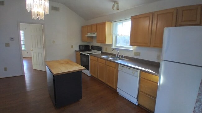 Building Photo - 20347 Atascocita Shores Dr