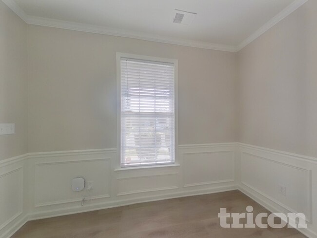 Foto del edificio - 588 Cotton Field Rd