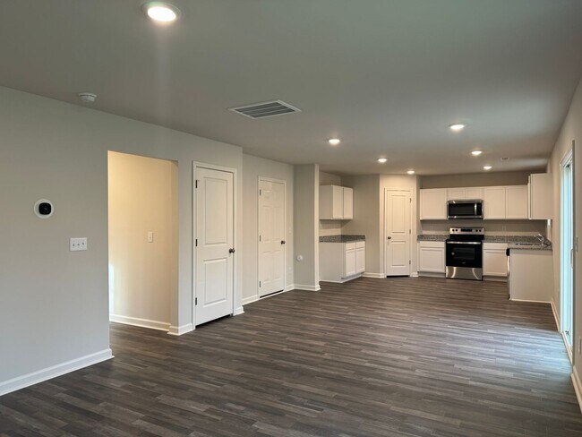 Building Photo - Brand New 4BR 2.5BA Home!