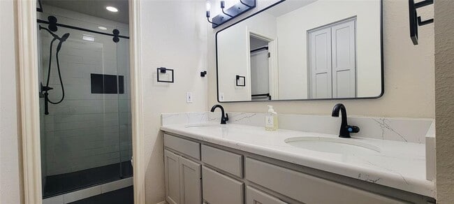 Building Photo - 144 Koolua Dr