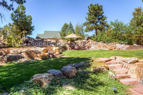 Building Photo - 7122 Parkwood Ln