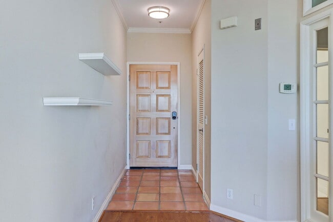 Building Photo - 230 Lille Ln