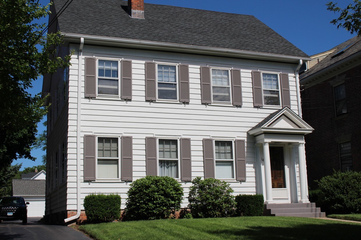 Primary Photo - 142 Everit St