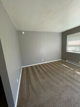 Building Photo - 3244-3246 W Mooresville Rd