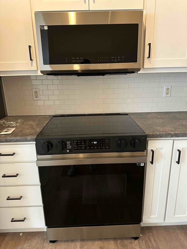 Foto del edificio - 26276 3rd St W